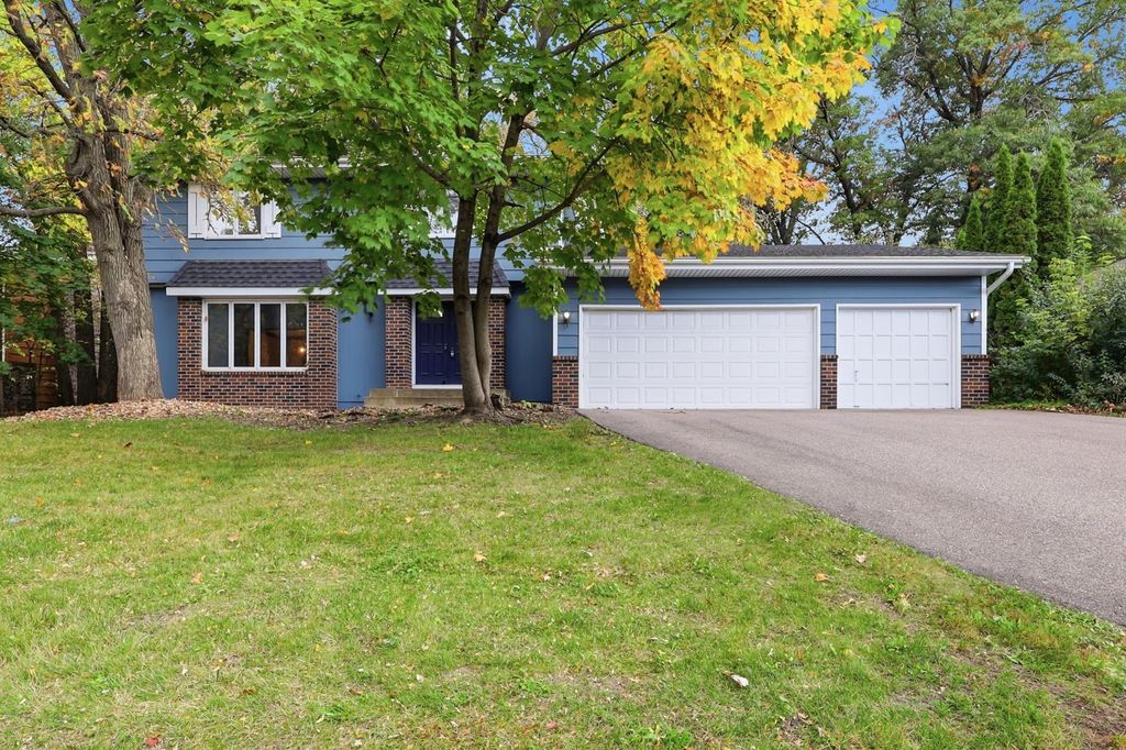 313 Brandywine Drive, Burnsville, MN 55337 — exterior