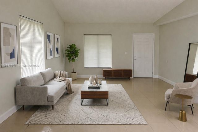 28319 SW 141st Pl, Homestead, FL 33033