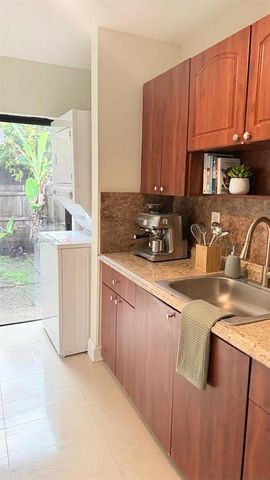 28319 SW 141st Pl, Homestead, FL 33033