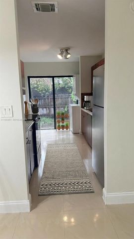 28319 SW 141st Pl, Homestead, FL 33033