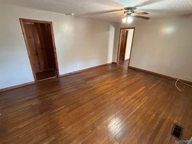 2029 Cleveland Avenue, Decatur, AL 35601