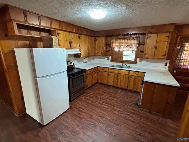 2029 Cleveland Avenue, Decatur, AL 35601