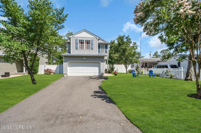 315 Morris Boulevard, Toms River, NJ 08753