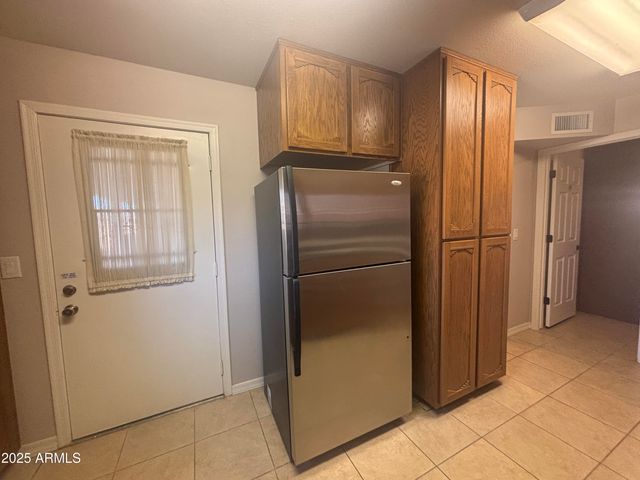 4564 E EDGEWOOD Avenue, Mesa, AZ 85206