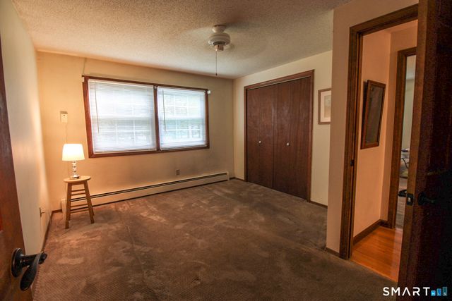 50 Carriage Dr Extension, Clinton, CT 06413