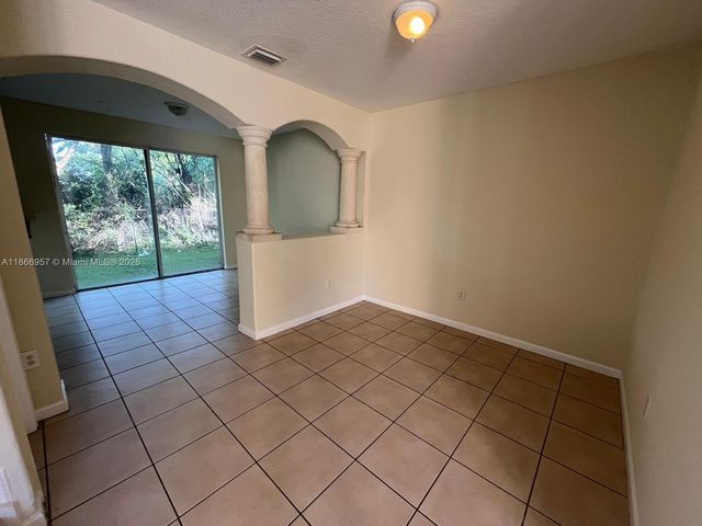 1519 SE 24th Court 238, Homestead, FL 33035