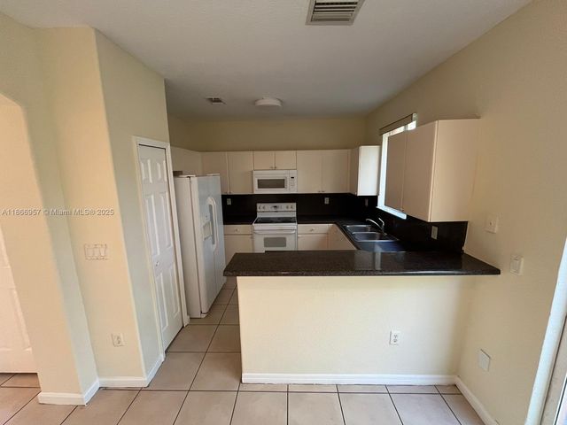 1519 SE 24th Court 238, Homestead, FL 33035