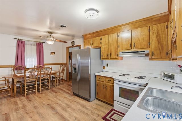 9093 Rutland Rd, Hanover, VA 23116