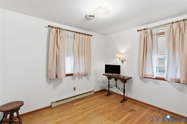 9093 Rutland Rd, Hanover, VA 23116