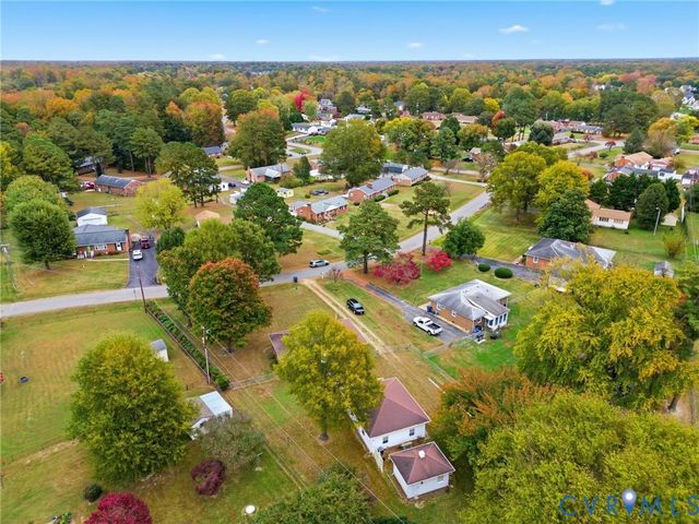 9093 Rutland Rd, Hanover, VA 23116