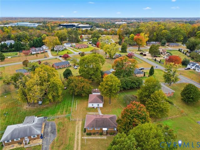 9093 Rutland Rd, Hanover, VA 23116