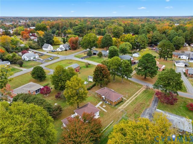 9093 Rutland Rd, Hanover, VA 23116