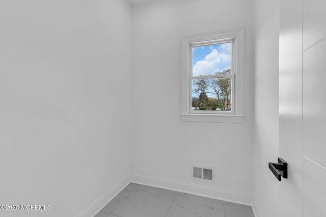 1889 Old Freehold Road, Toms River, NJ 08755