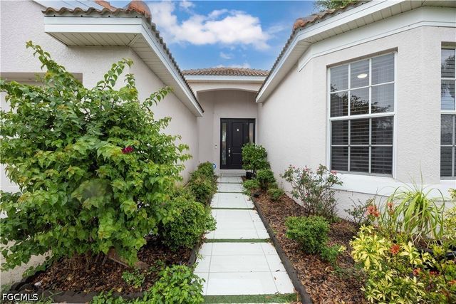 598 ASTON LAKE CT, Lehigh Acres, FL 33974