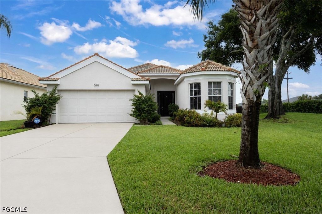 598 ASTON LAKE CT, Lehigh Acres, FL 33974