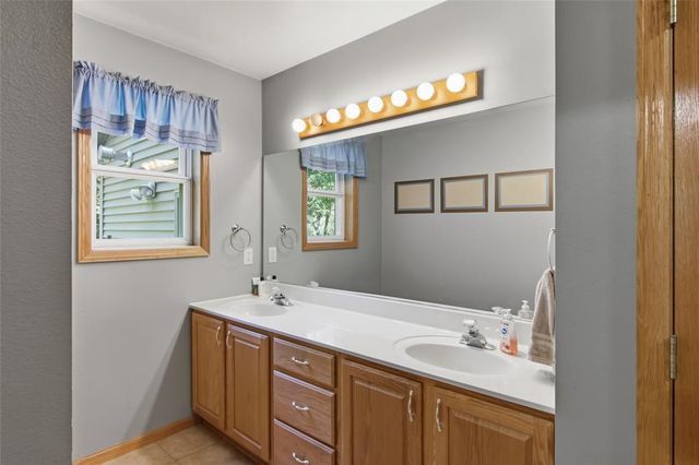 6200 Joanne Lane, Altoona, WI 54720