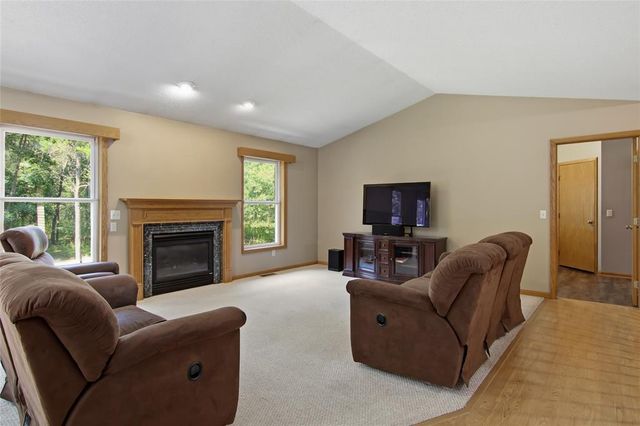 6200 Joanne Lane, Altoona, WI 54720
