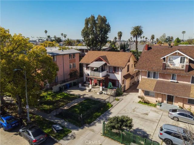 1619 S St Andrews Place, Los Angeles, CA 90019