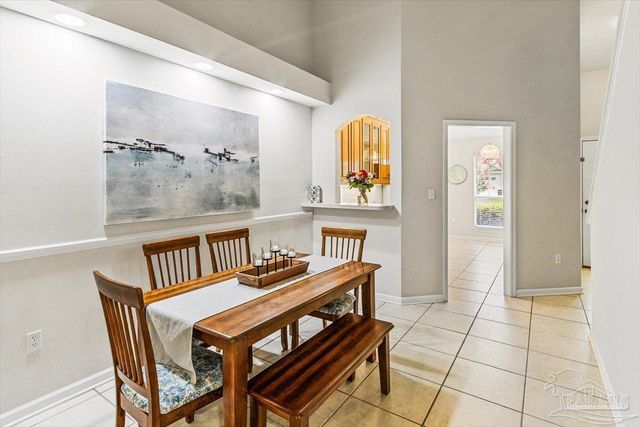 1391 Tiger Lake Dr, Gulf Breeze, FL 32563