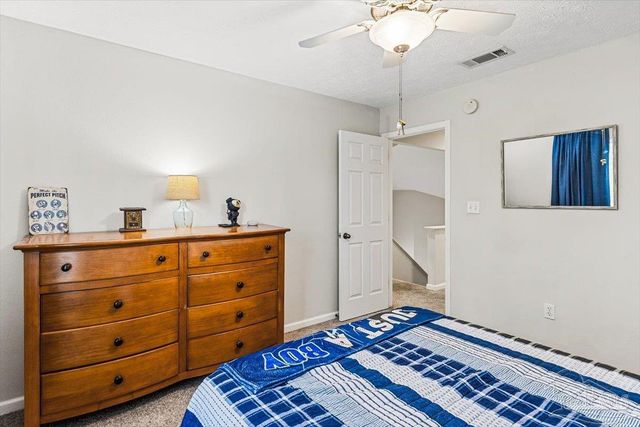 1391 Tiger Lake Dr, Gulf Breeze, FL 32563