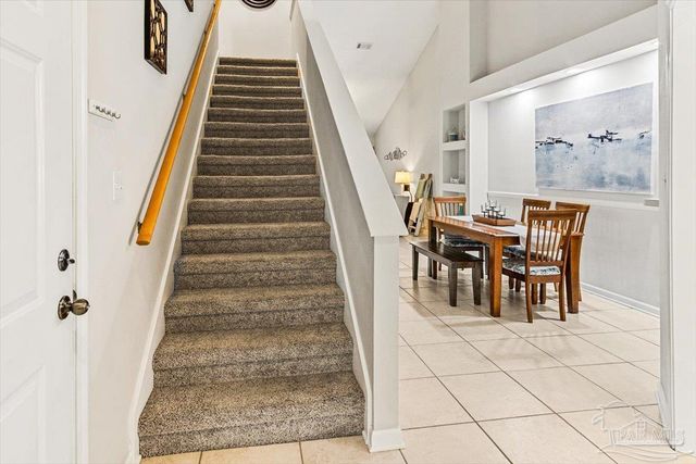 1391 Tiger Lake Dr, Gulf Breeze, FL 32563