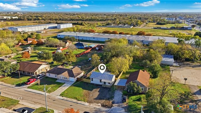 127 Roosevelt Drive, Seguin, TX 78155