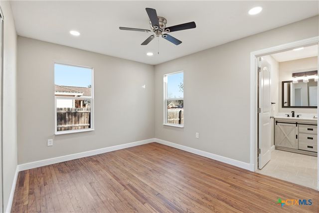 127 Roosevelt Drive, Seguin, TX 78155