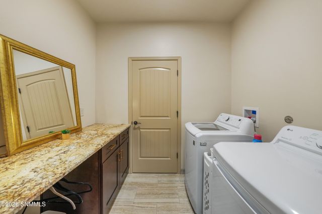 8109 Willow Bloom Circle, Las Cruces, NM 88007