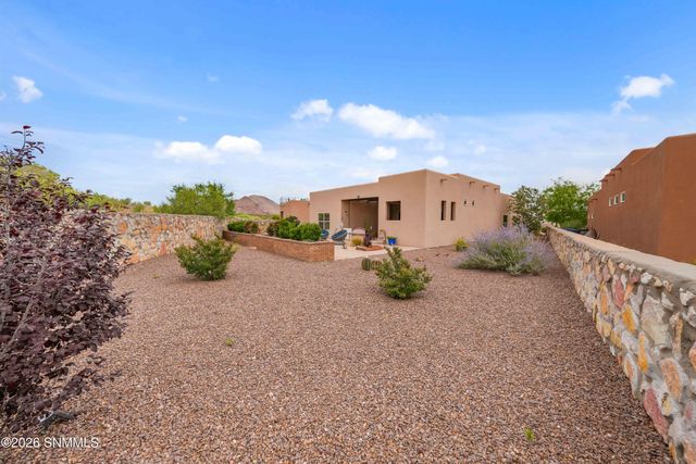 8109 Willow Bloom Circle, Las Cruces, NM 88007
