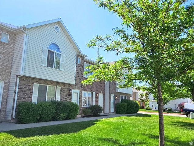 404 W 1925 N, Harrisville, UT 84414