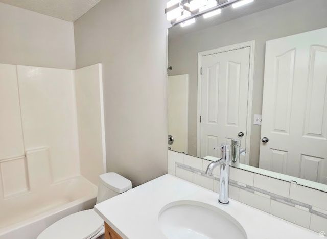 404 W 1925 N, Harrisville, UT 84414
