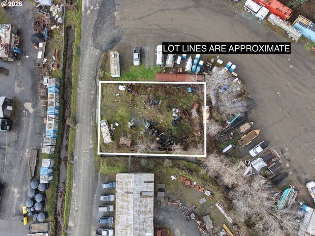 0 Carlisle Ln, Coos Bay, OR 97420