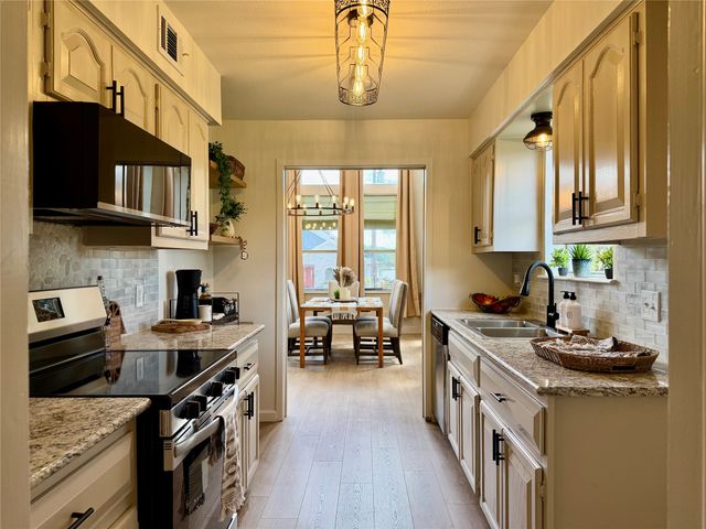 131 San Felipe Drive, Mabank, TX 75156