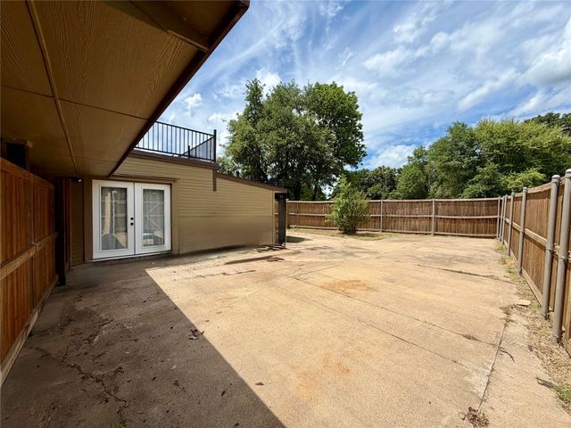 131 San Felipe Drive, Mabank, TX 75156