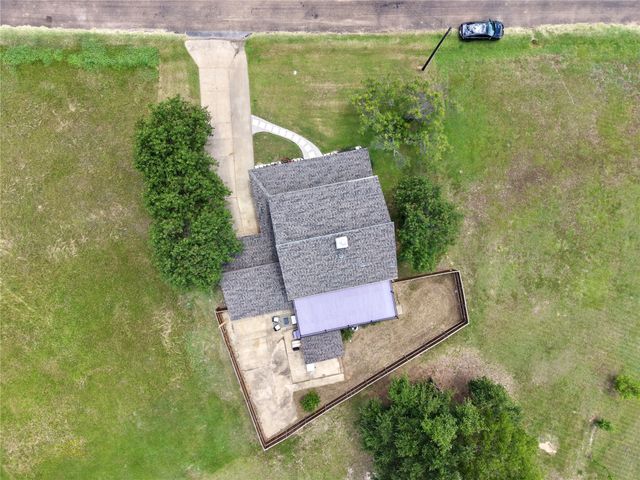 131 San Felipe Drive, Mabank, TX 75156