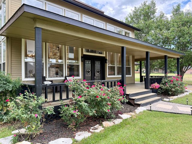 131 San Felipe Drive, Mabank, TX 75156