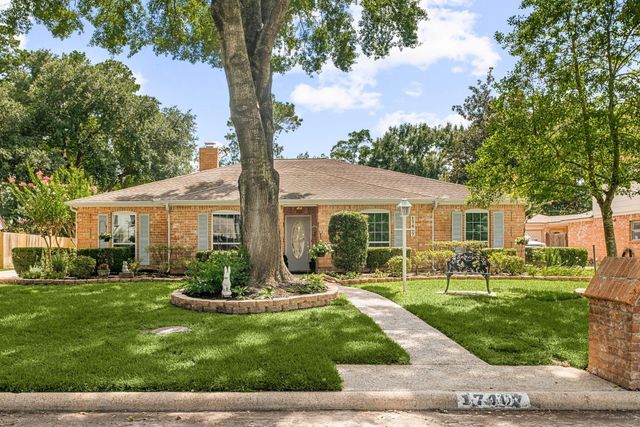 17407 Loring Lane, Spring, TX 77388