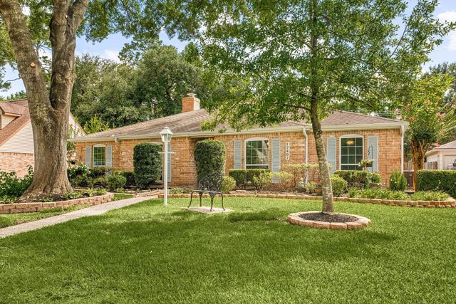 17407 Loring Lane, Spring, TX 77388