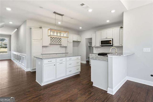 129 Rex Avenue, Canton, GA 30114