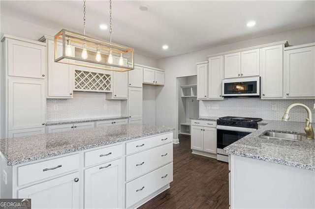 129 Rex Avenue, Canton, GA 30114