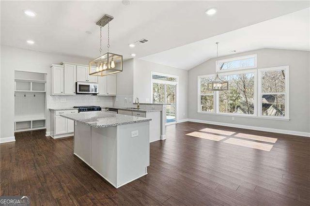 129 Rex Avenue, Canton, GA 30114