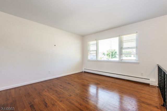 8 Kennedy Dr, Fairfield Twp., NJ 07004