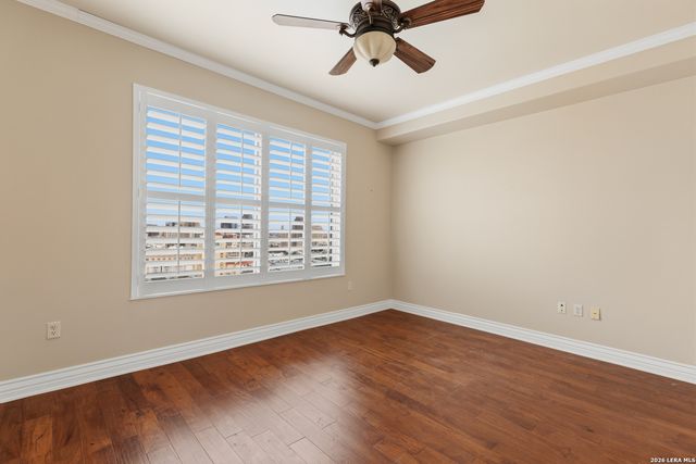 215 Center UNIT 1608, San Antonio, TX 78202