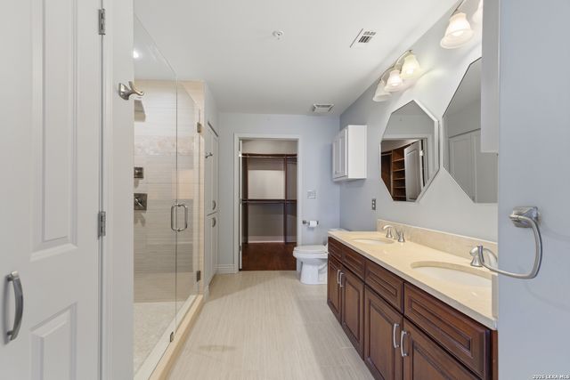 215 Center UNIT 1608, San Antonio, TX 78202