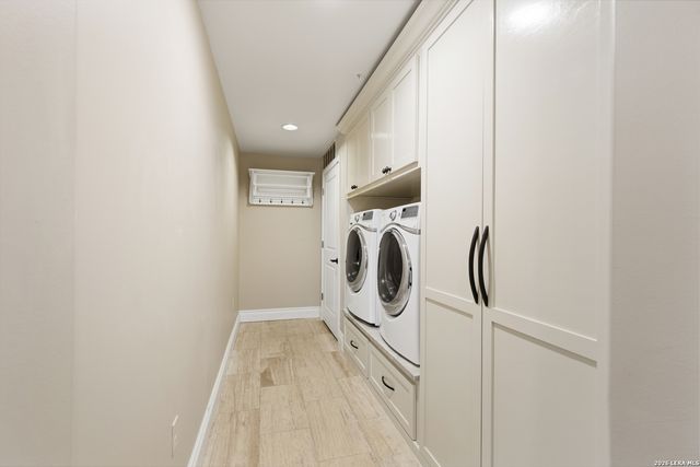 215 Center UNIT 1608, San Antonio, TX 78202