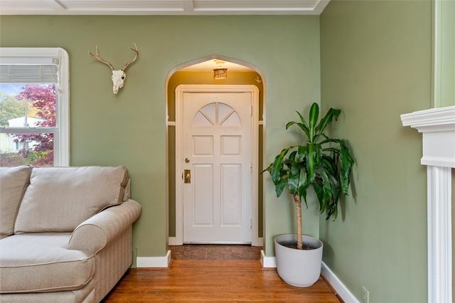 99 Chesterton Road, Greece, NY 14626