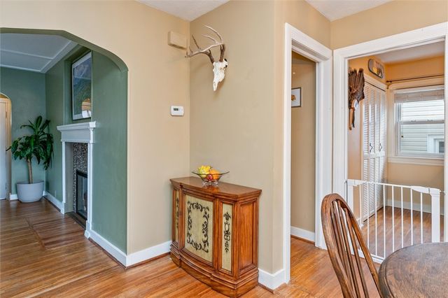 99 Chesterton Road, Greece, NY 14626