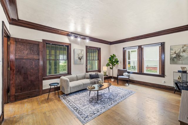 1630 23rd Street, Des Moines, IA 50310