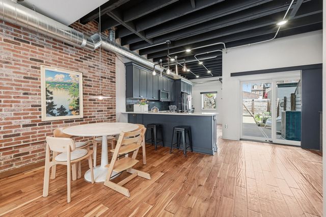 3945 Liberty Ave, Lawrenceville, PA 15224