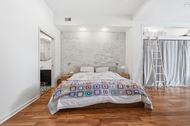 3945 Liberty Ave, Lawrenceville, PA 15224